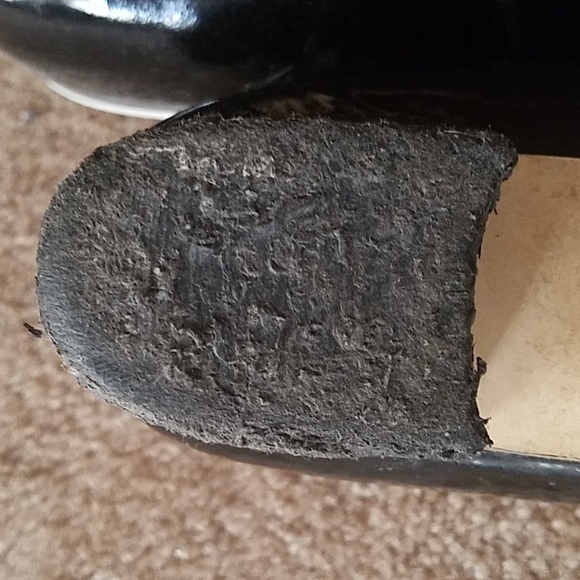 Etienne Aigner ZOEY patent leather loafers sz 9M - Picture 5 of 6